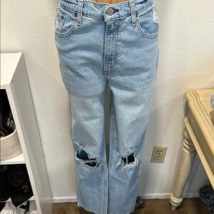 Abercrombie & Fitch Ultra High Rise 90’s Straight Jeans